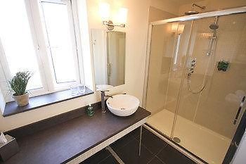 Quinlan & Cooke Boutique Townhouse Hotel Cahersiveen Bagian luar foto