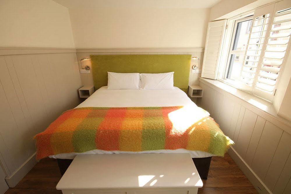Quinlan & Cooke Boutique Townhouse Hotel Cahersiveen Bagian luar foto